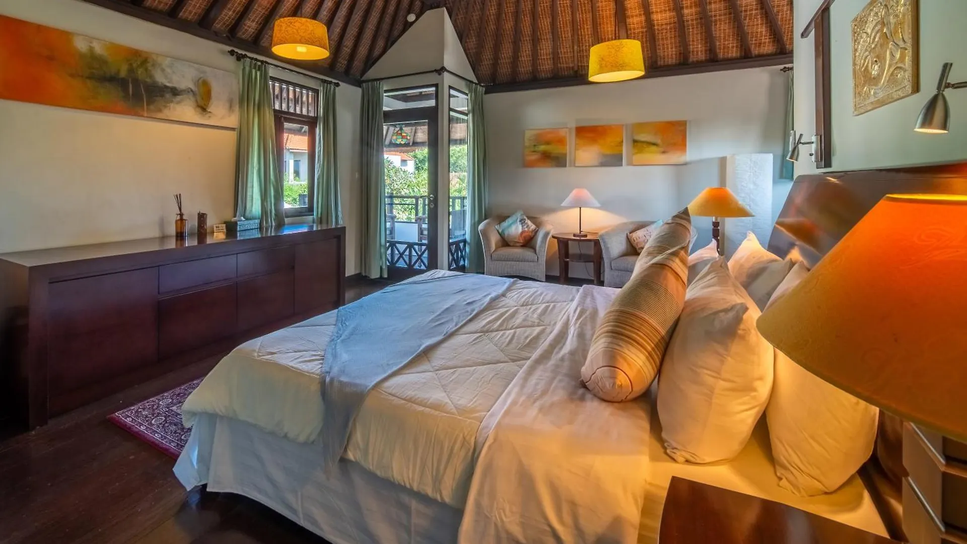 Villa Nyumpene In Legian Indonésie