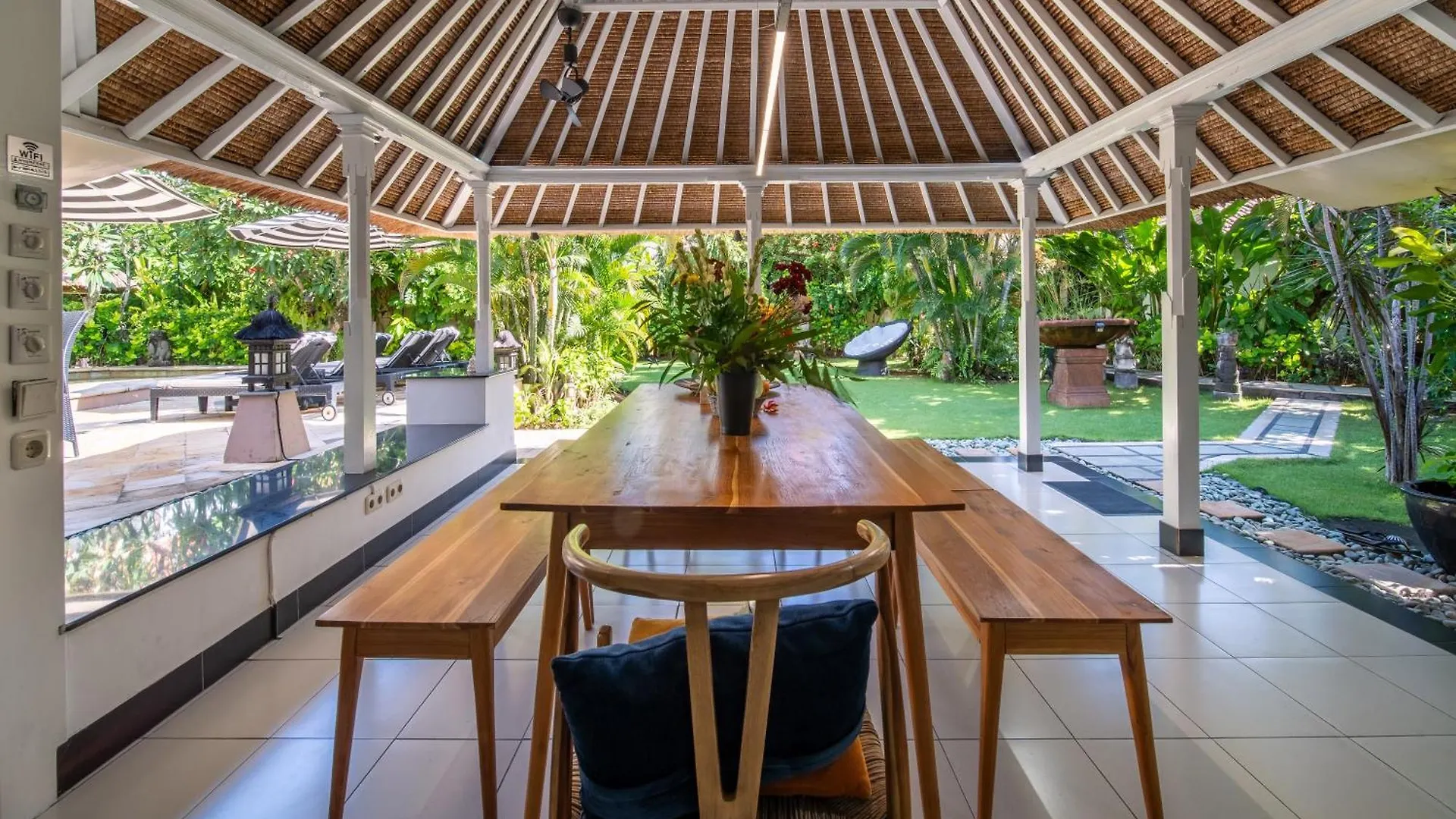 Villa Nyumpene In Legian 0*,