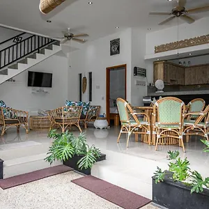 Villa Aniela, Legian (Bali)