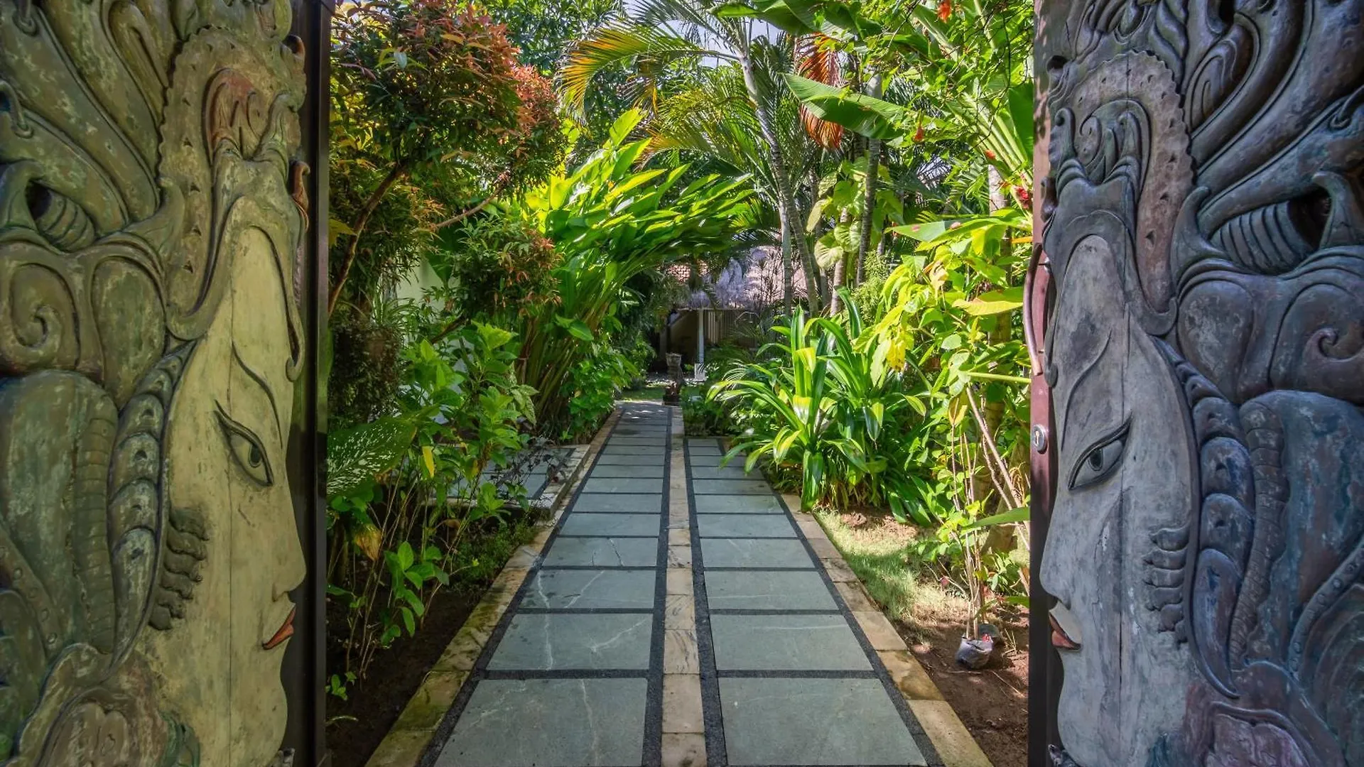 Villa Nyumpene In Legian Indonesia