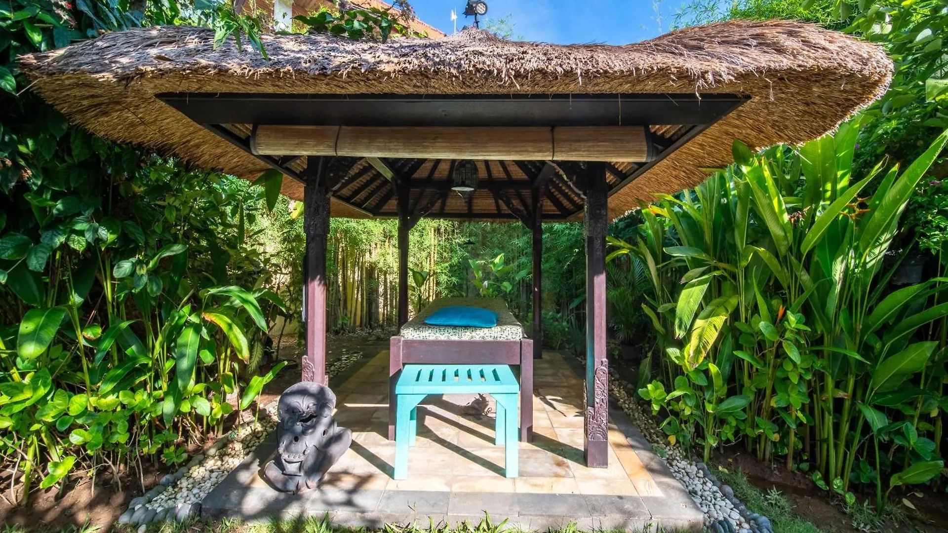 Villa Nyumpene In Legian