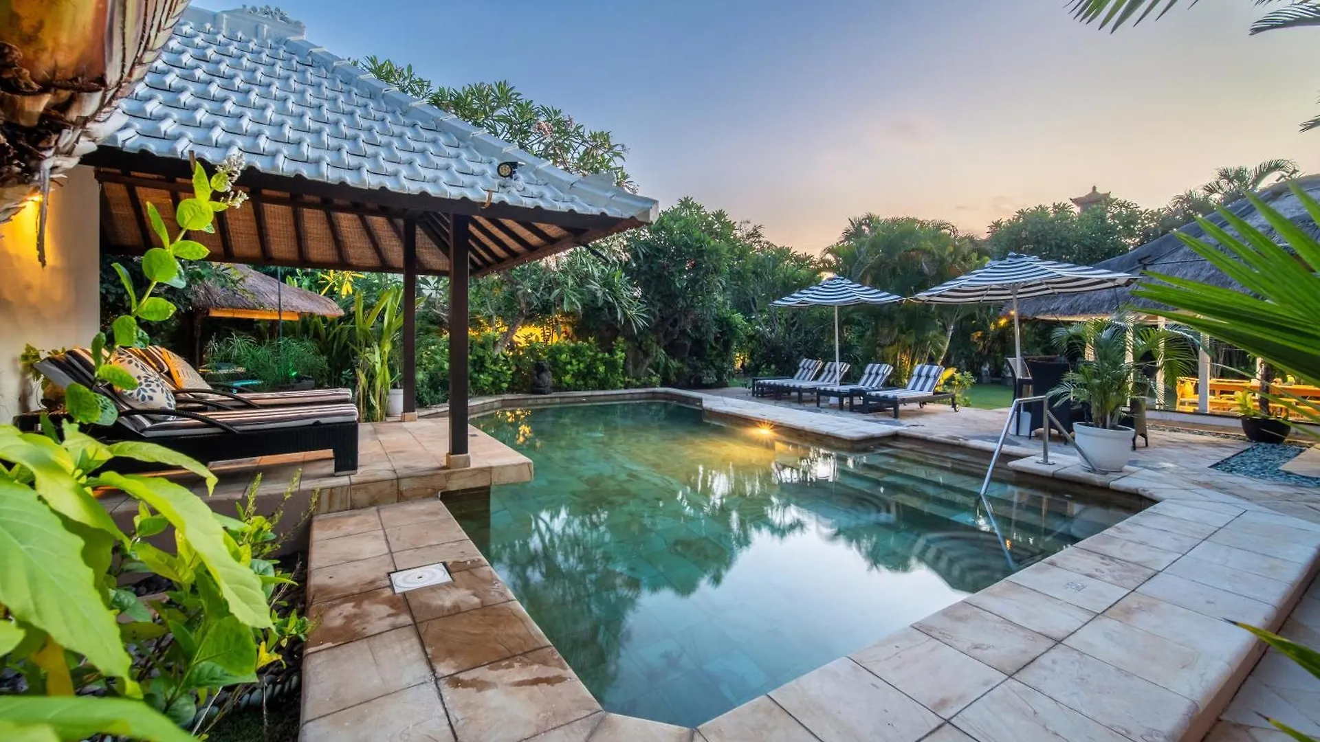 Villa Nyumpene In Legian